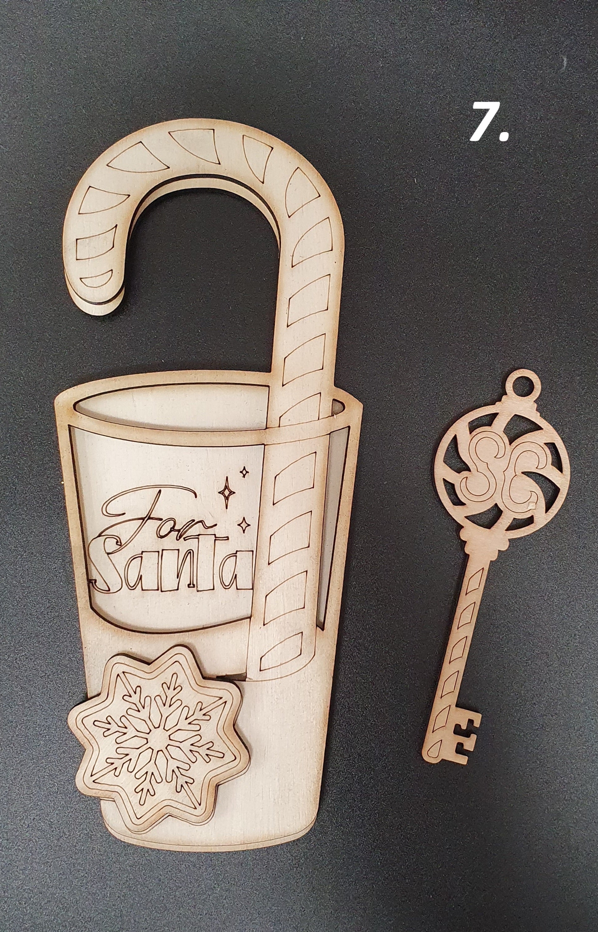 Christmas Door Hanger - Blanks to paint