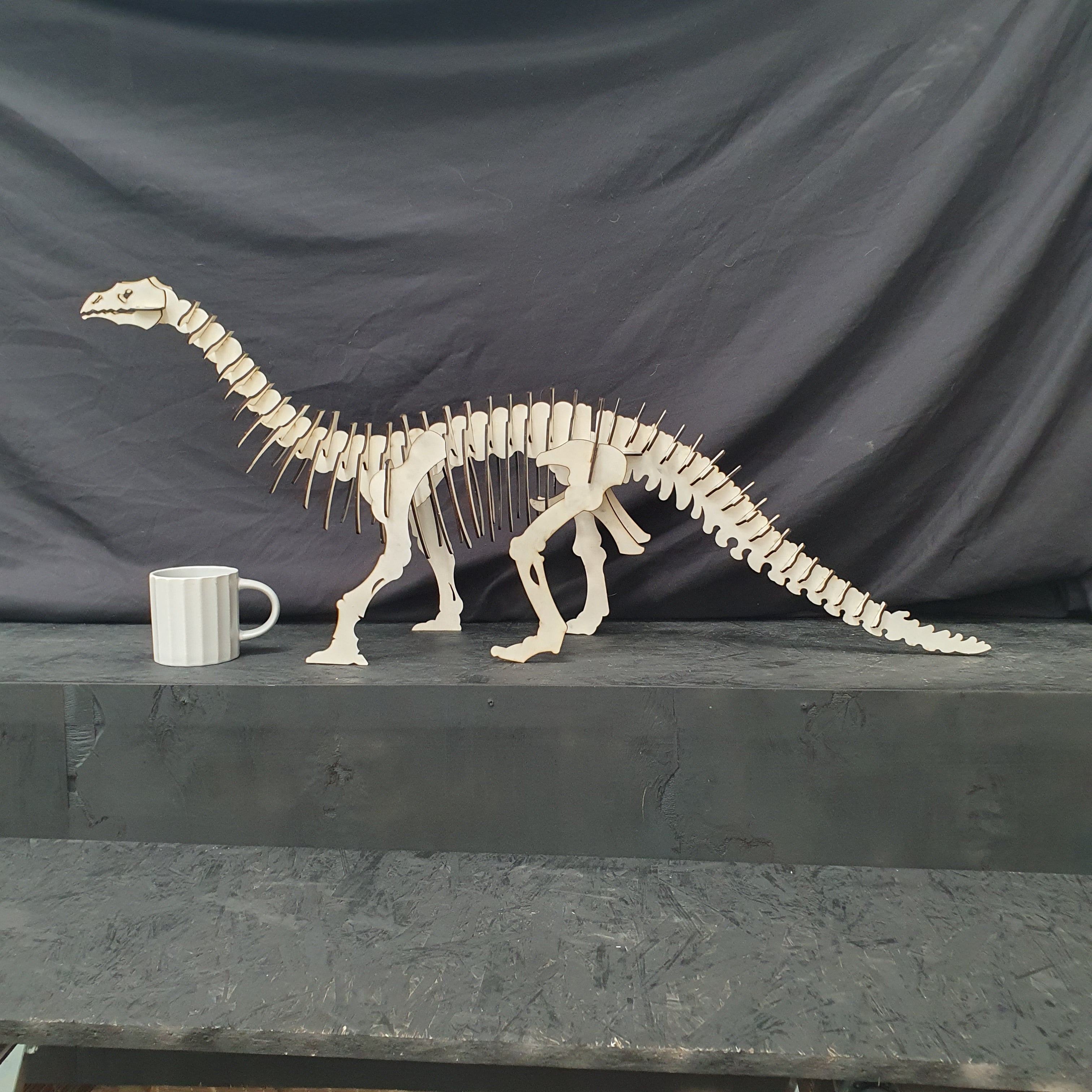 Brontosaurus Dinosaur Puzzle Kit – Build, Paint & Display