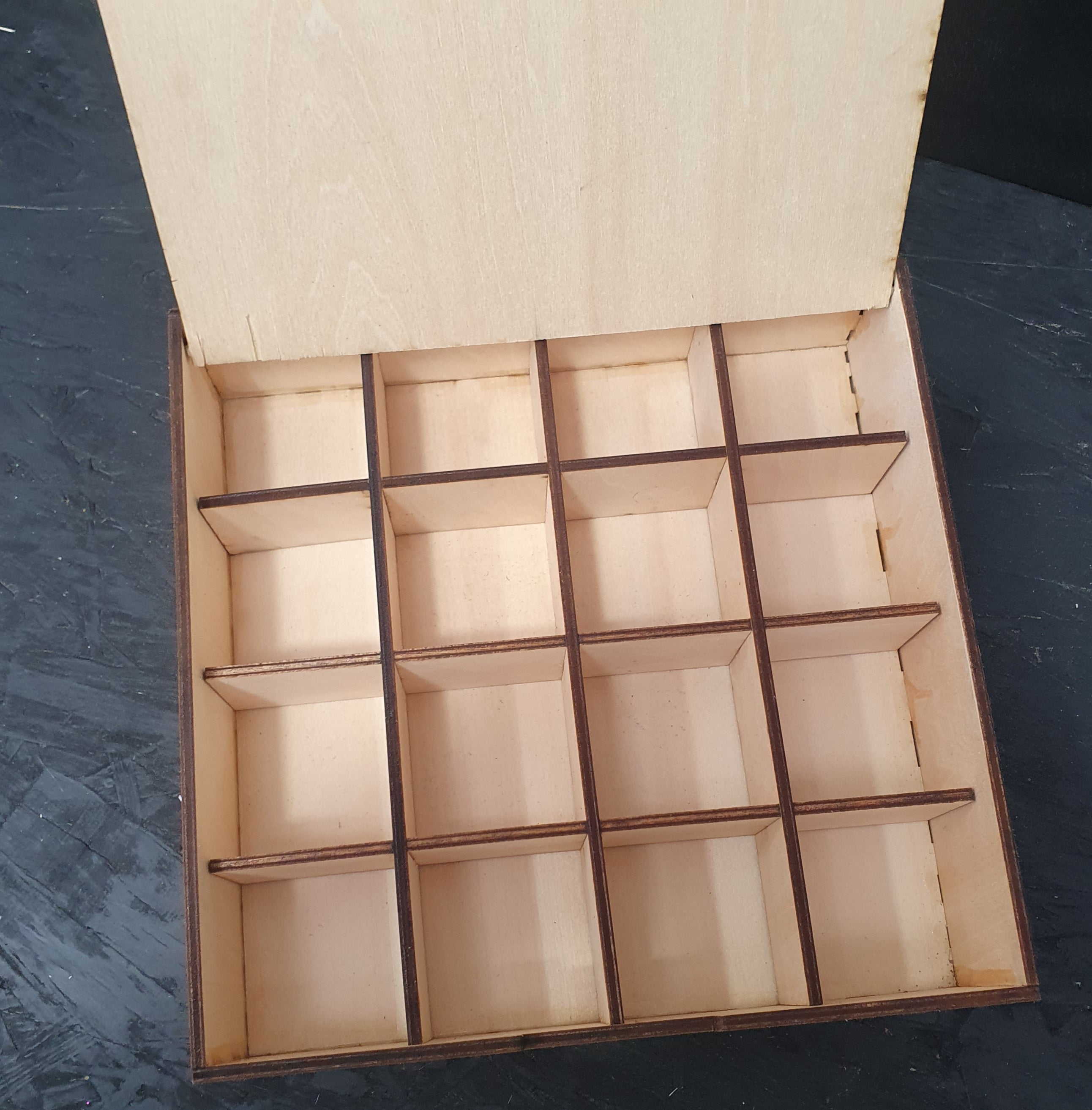 Wooden Organizer Storage Box with 16 Compartments &amp; Flip Lid – 18cm x 18cm x 5cm