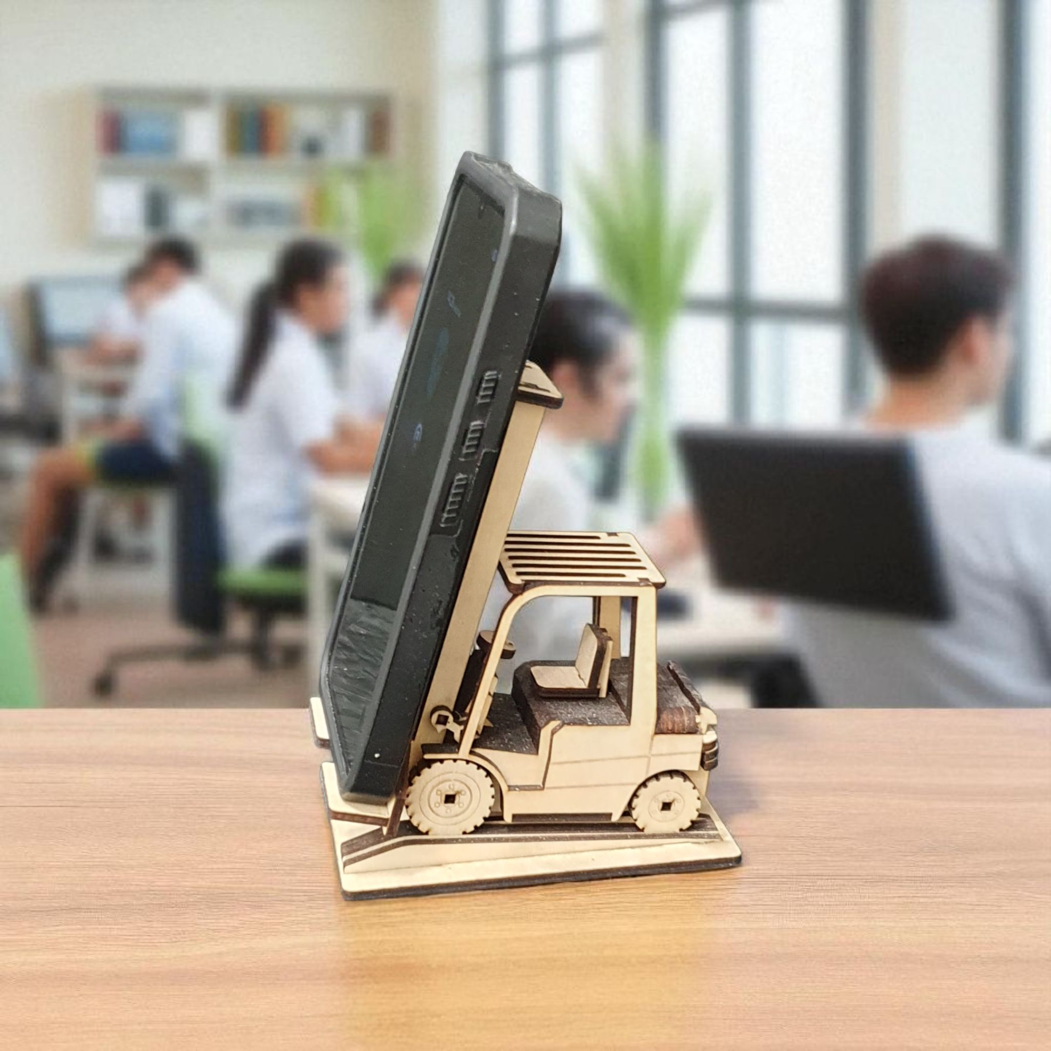 Fork Truck Phone Holder – Novelty Wooden Build | DIY Model Kit