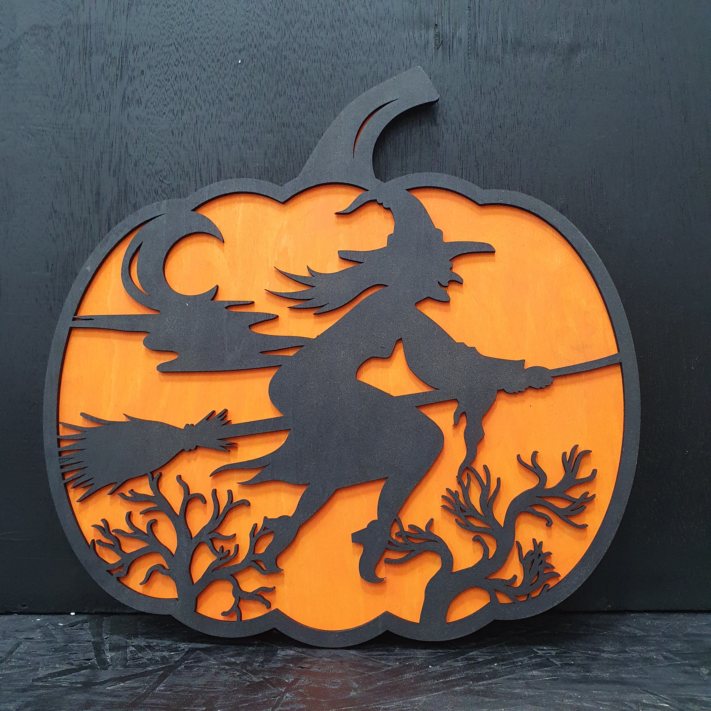 Halloween Pumpkin with Witch on Broomstick – Spooky DIY Craft Kit