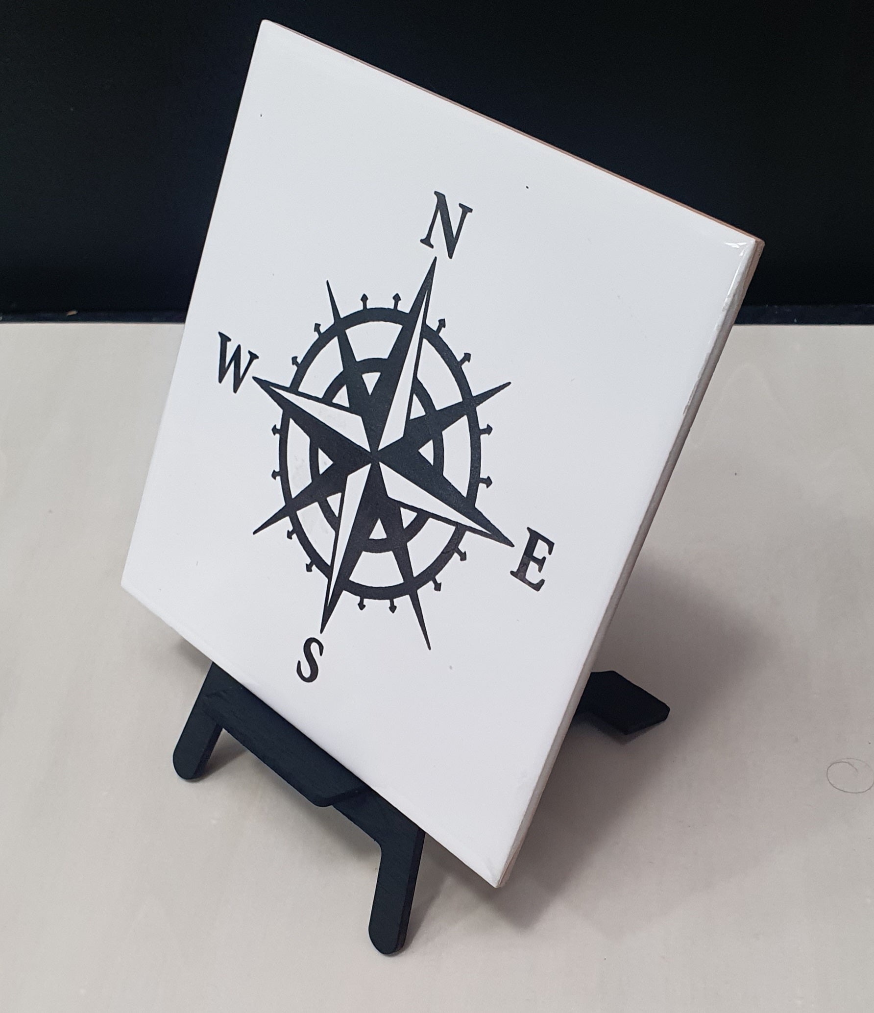 Black Easel Tile/Slate Coaster Stand with Ceramic Tile on it