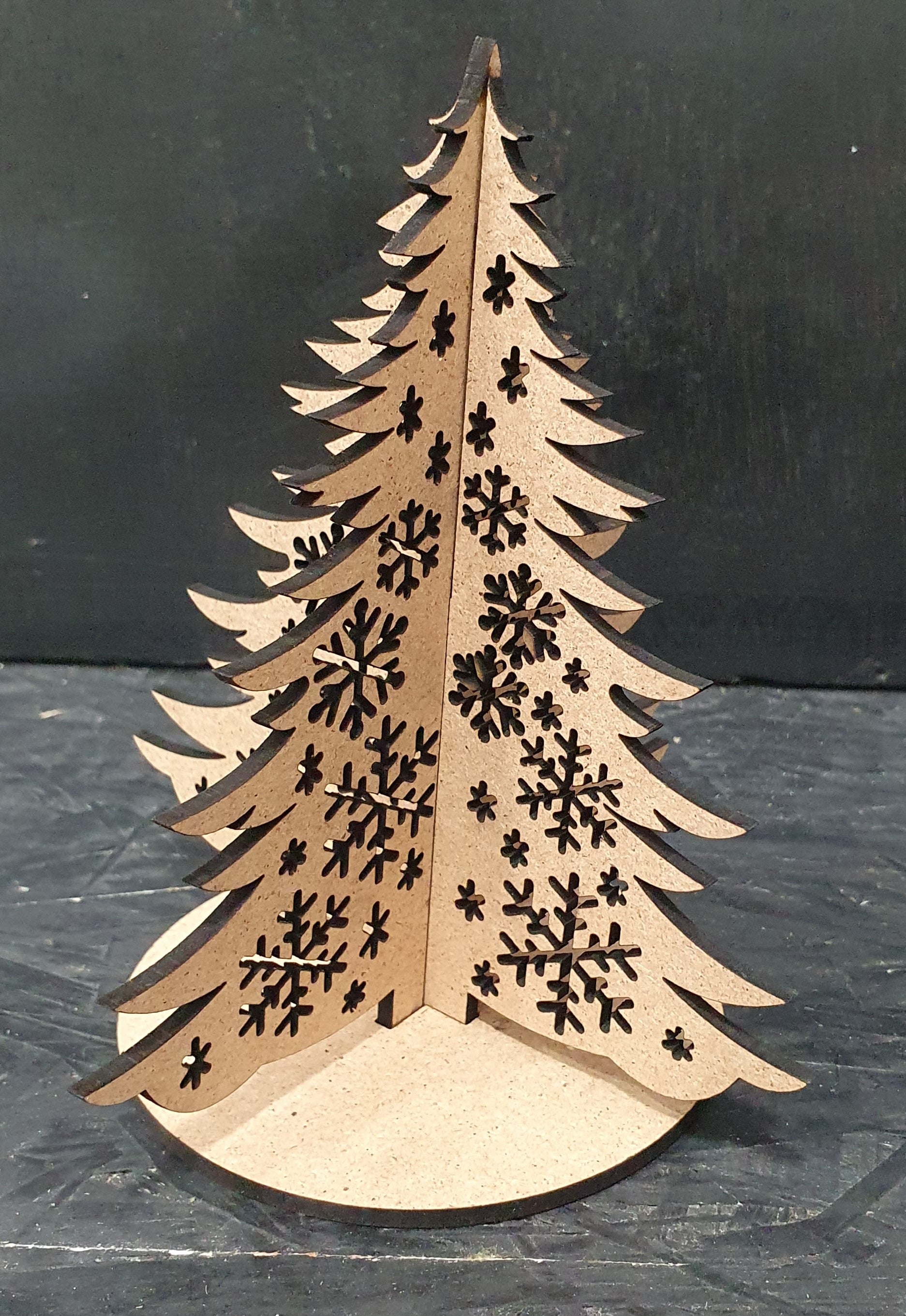 Mini MDF Christmas Trees – Tabletop Decorative Trees with Laser-Cut Snowflakes | Flat-Packed, Easy Assembly (14cm)