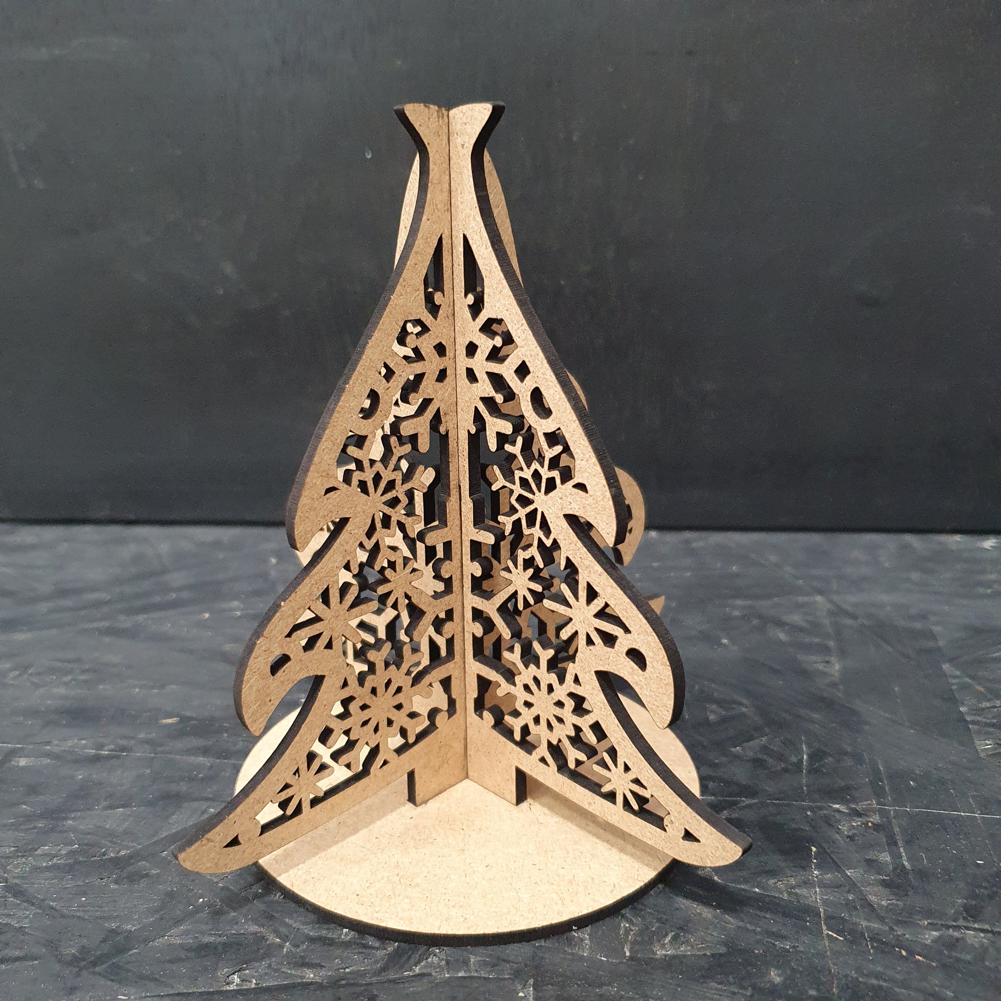 MDF Mini Christmas Trees – Laser-Cut Snowflake Tabletop Décor | Easy Slot-Together Design (14cm)