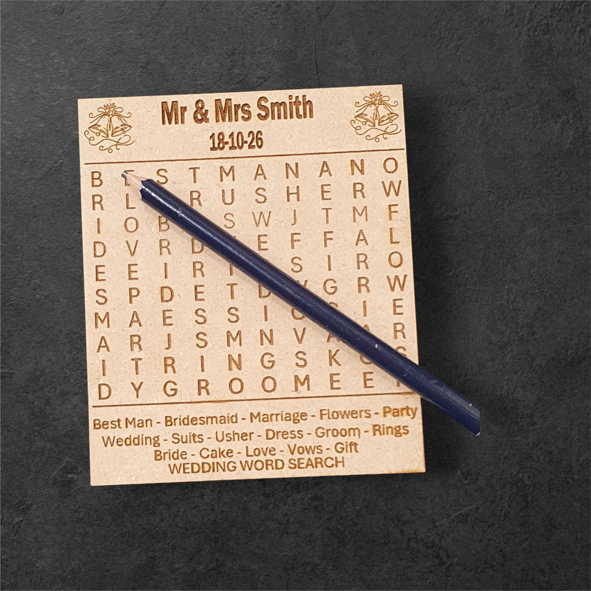 Mini wooden party games for wedding guests including tic tac toe and puzzles