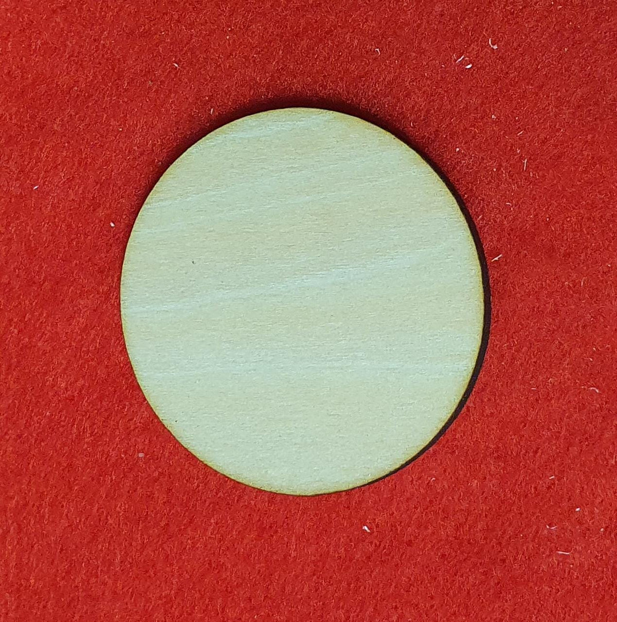 Premium plywood square blanks made from 3mm basswood, not MDF.
