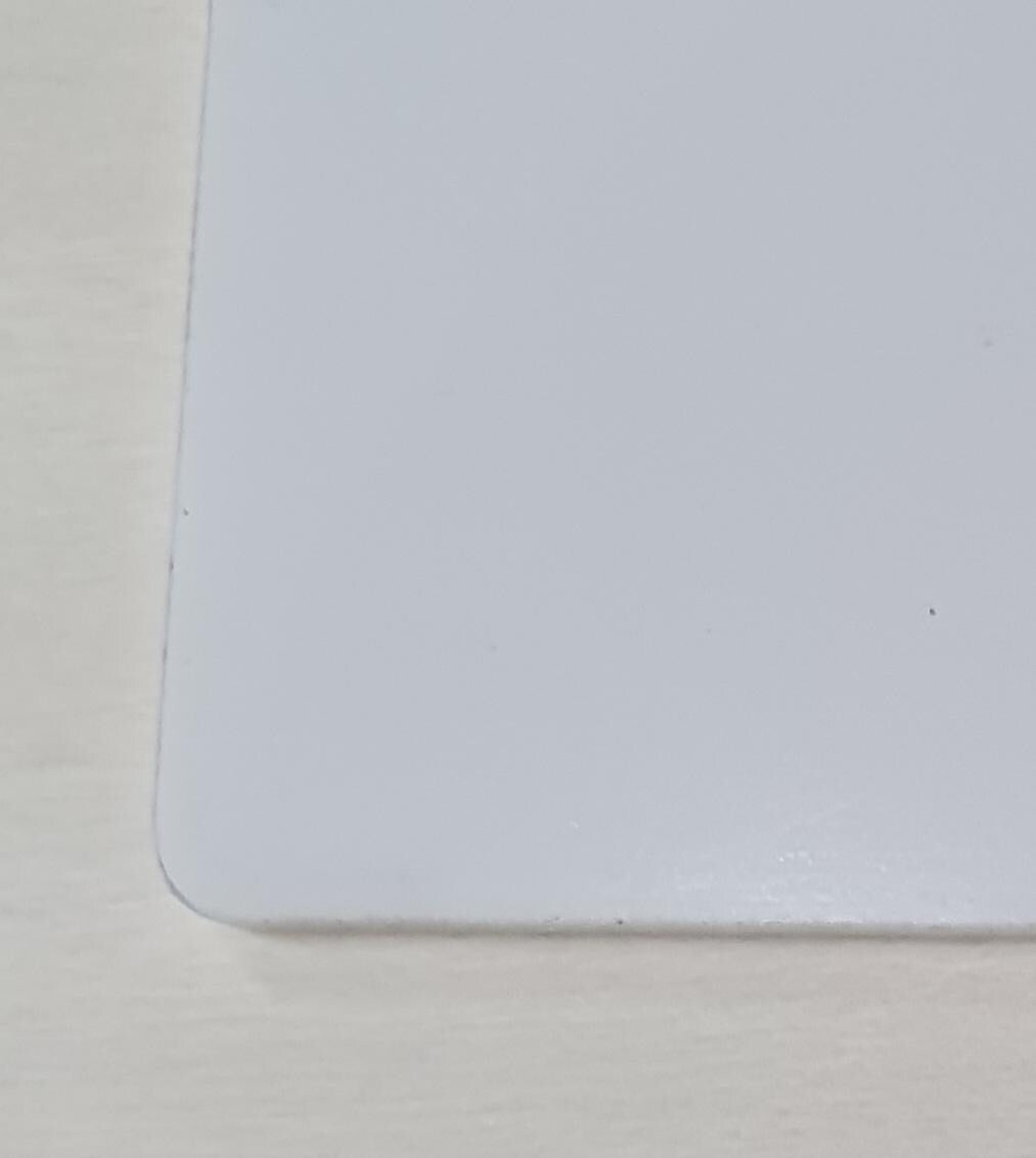 Clear or white acrylic bookmark blank measuring 15cm x 5cm, perfect for vinyl crafts, UV DTF, engraving and personalised gifts.