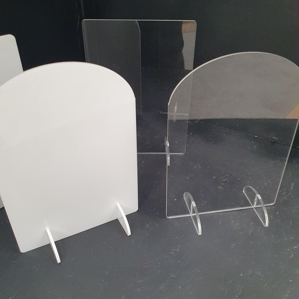 Premium laser-cut acrylic arch and rectangle blanks available in clear or white acrylic for craft projects and wedding décor.