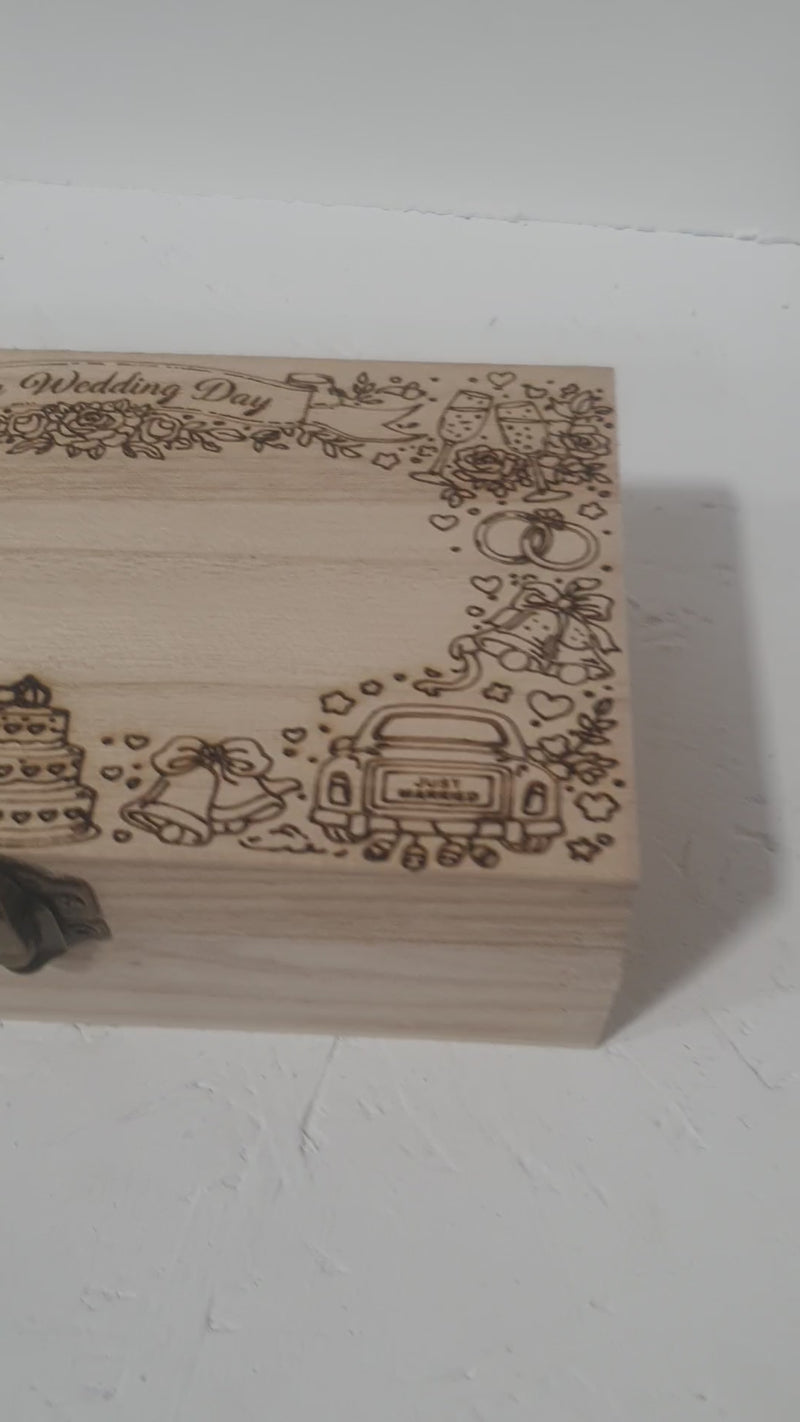 Wedding memory keepsake box displayed with romantic wedding décor